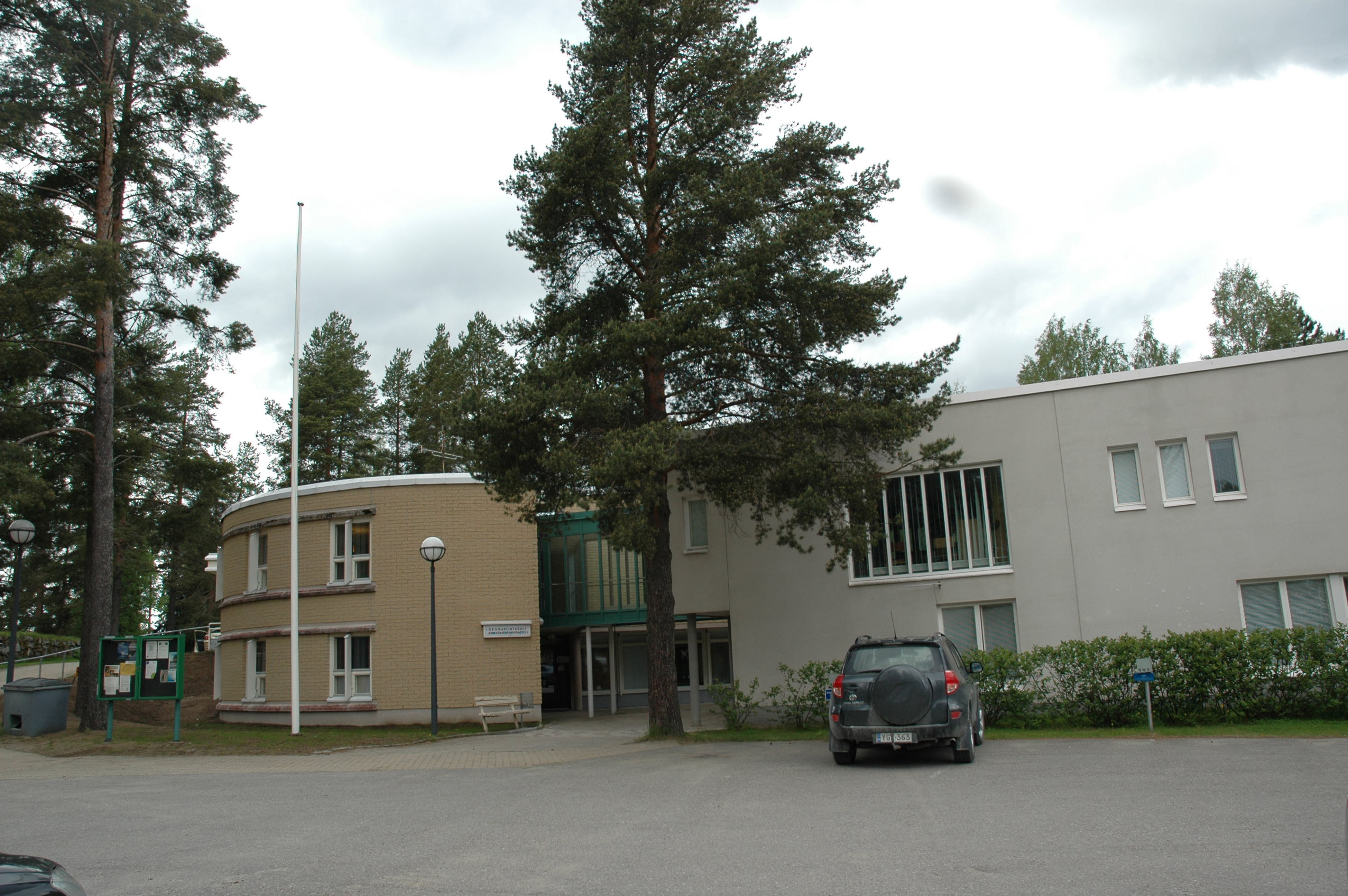 Lapinlahden seurakuntatalo.