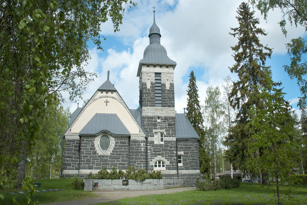 Sonkajärven kirkko (tilaisuudet toteutetaan ilman seurakuntaa toistaiseksi) Sonkajärven kirkko ulkoa.